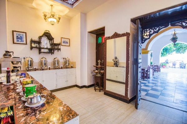 Tembo Palace Hotel image 14