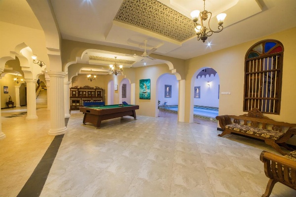 Tembo Palace Hotel image 4